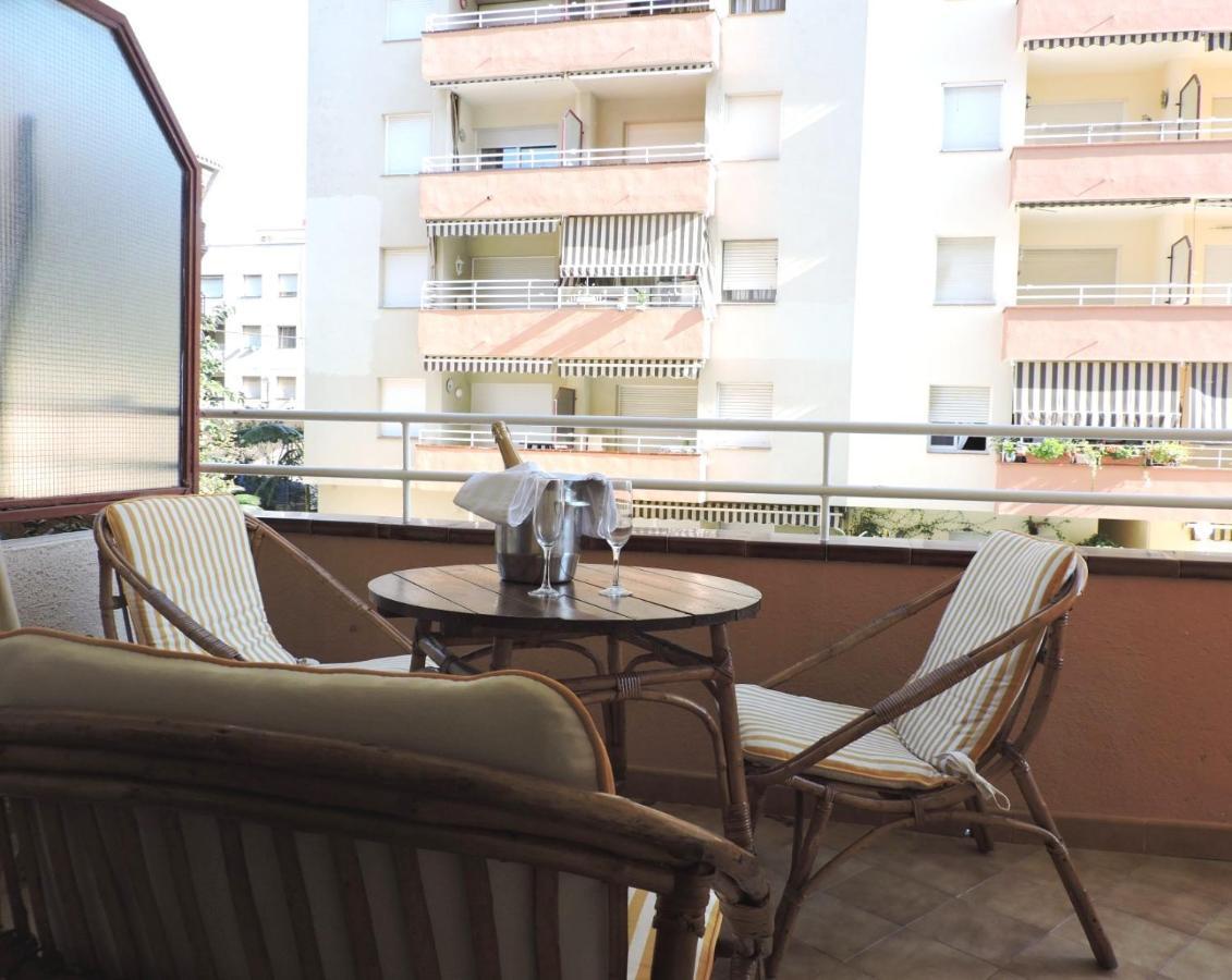 Homeholidaysrentals Sol Pineda de Mar Ngoại thất bức ảnh