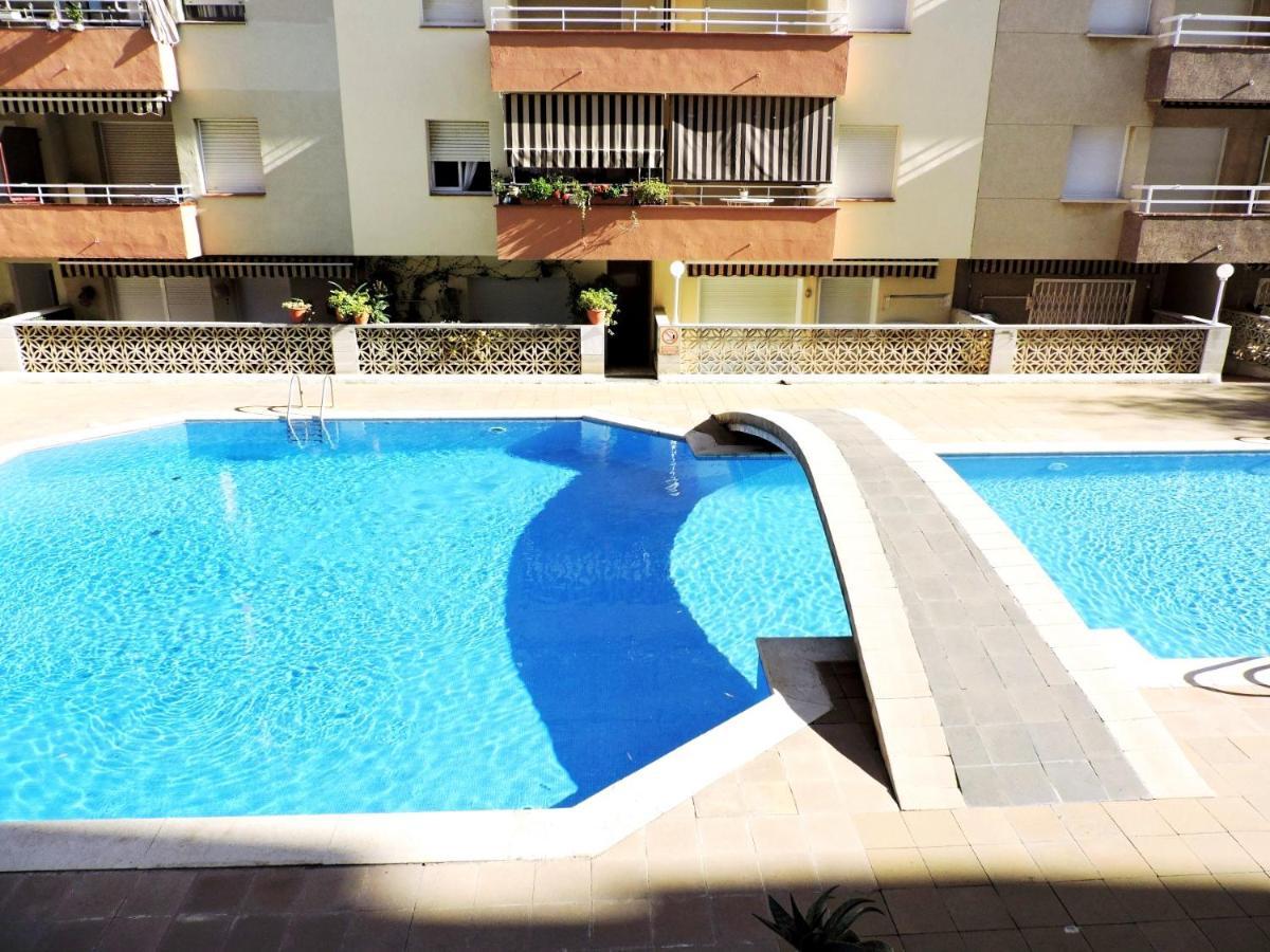 Homeholidaysrentals Sol Pineda de Mar Ngoại thất bức ảnh